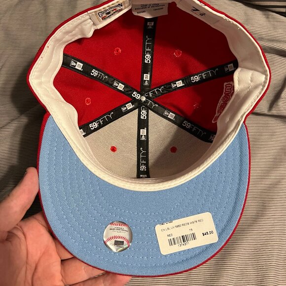 Hatclub Cincinnati Reds w/ Icy UV Fitted - Picture 2 of 2